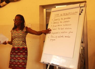 Dr Stania Kumara, King’s Sierra Leone Partnership, teaching problem solving techniques